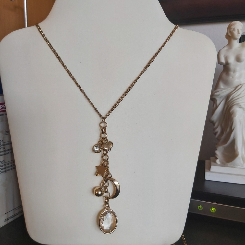 Gold Tone Necklace